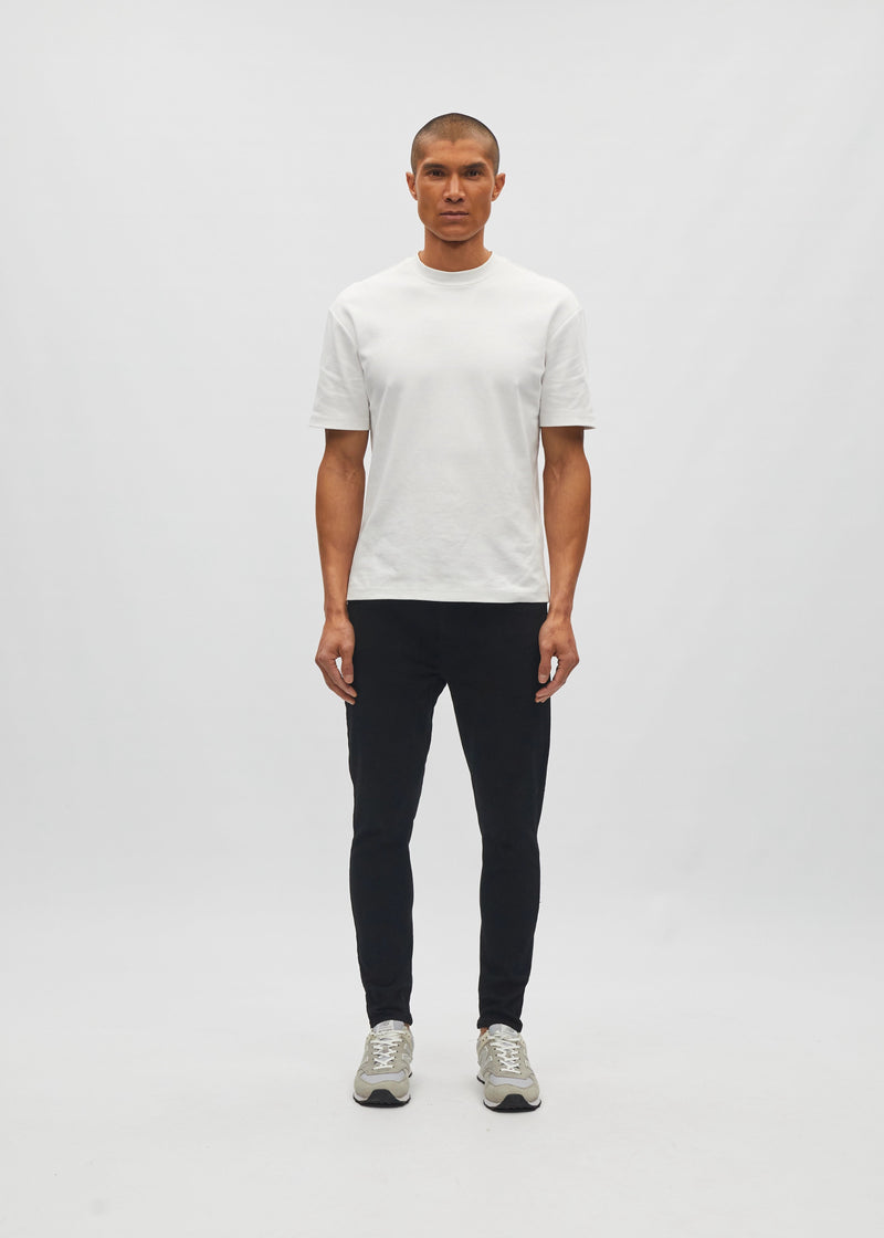 Saxon Skinny Black