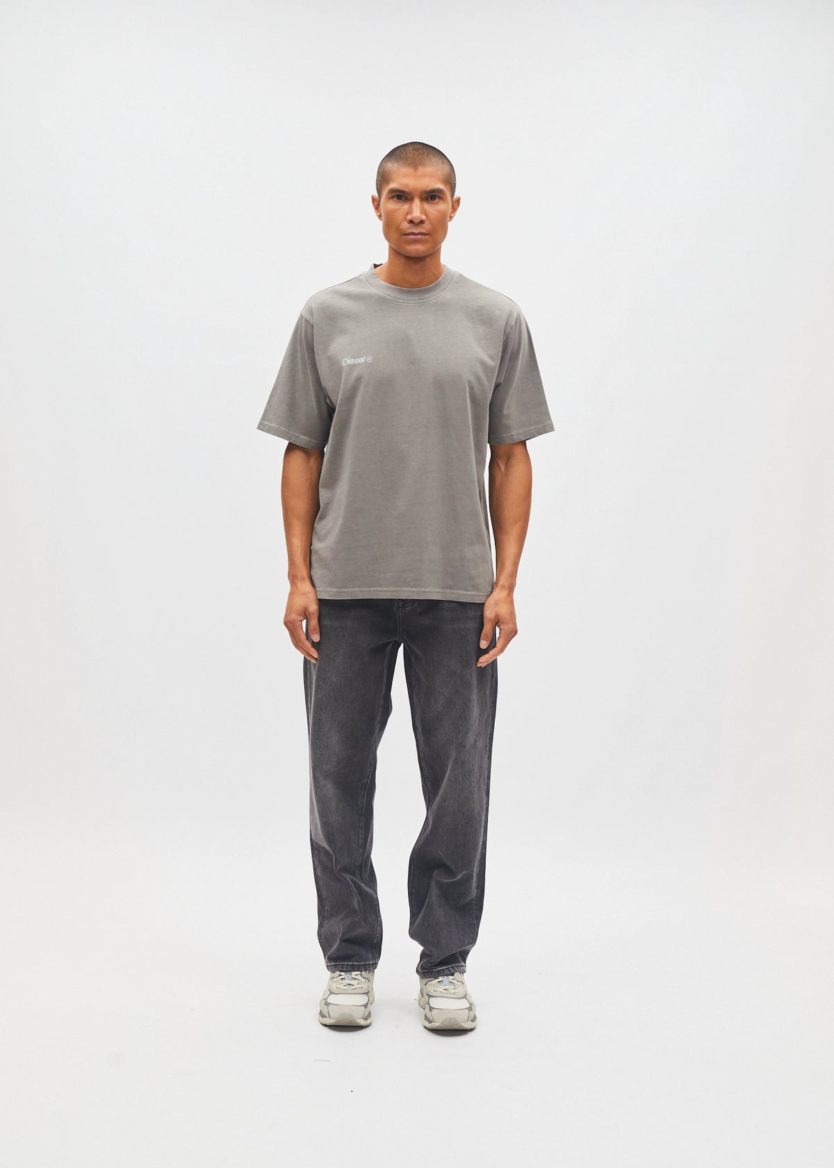 Aran Tee Sebastian Stone