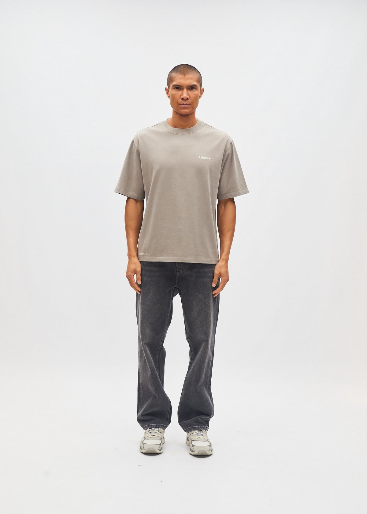 Arlo Tee Sebastian Stone