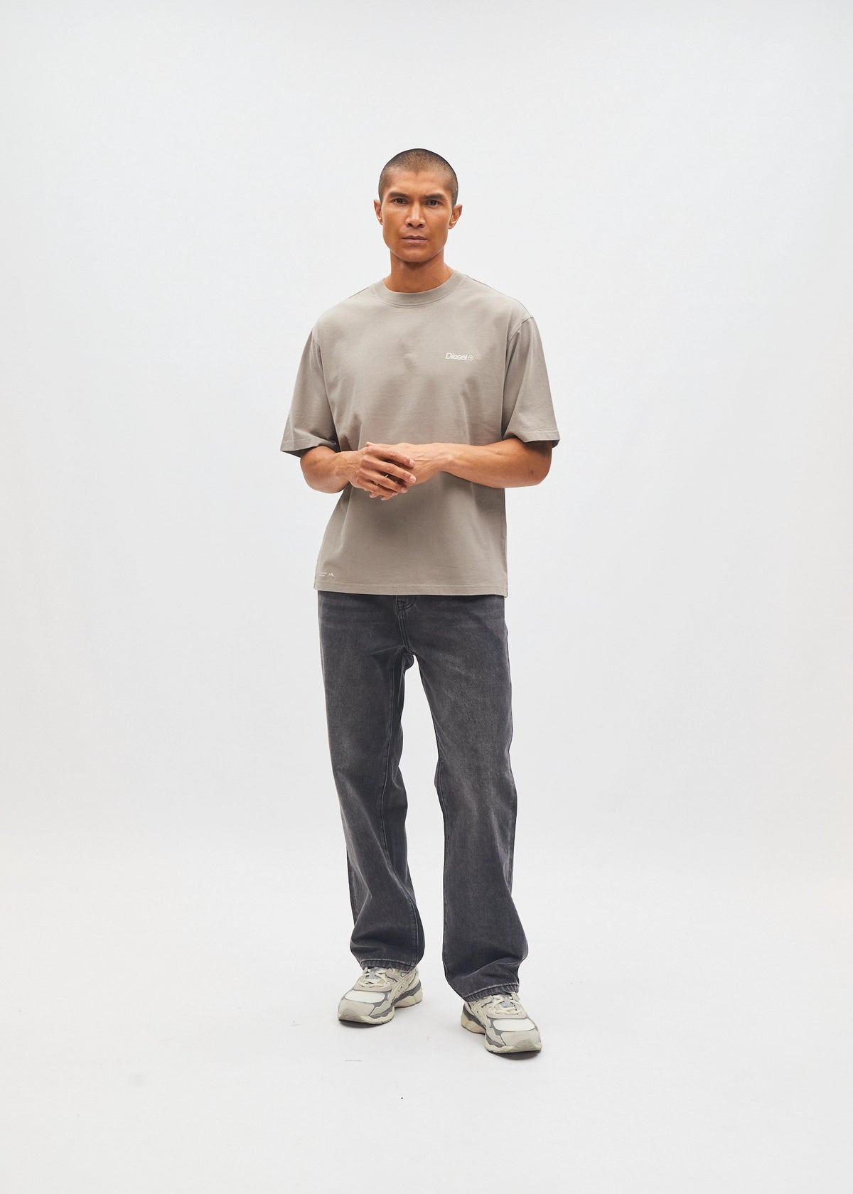 Arlo Tee Sebastian Stone