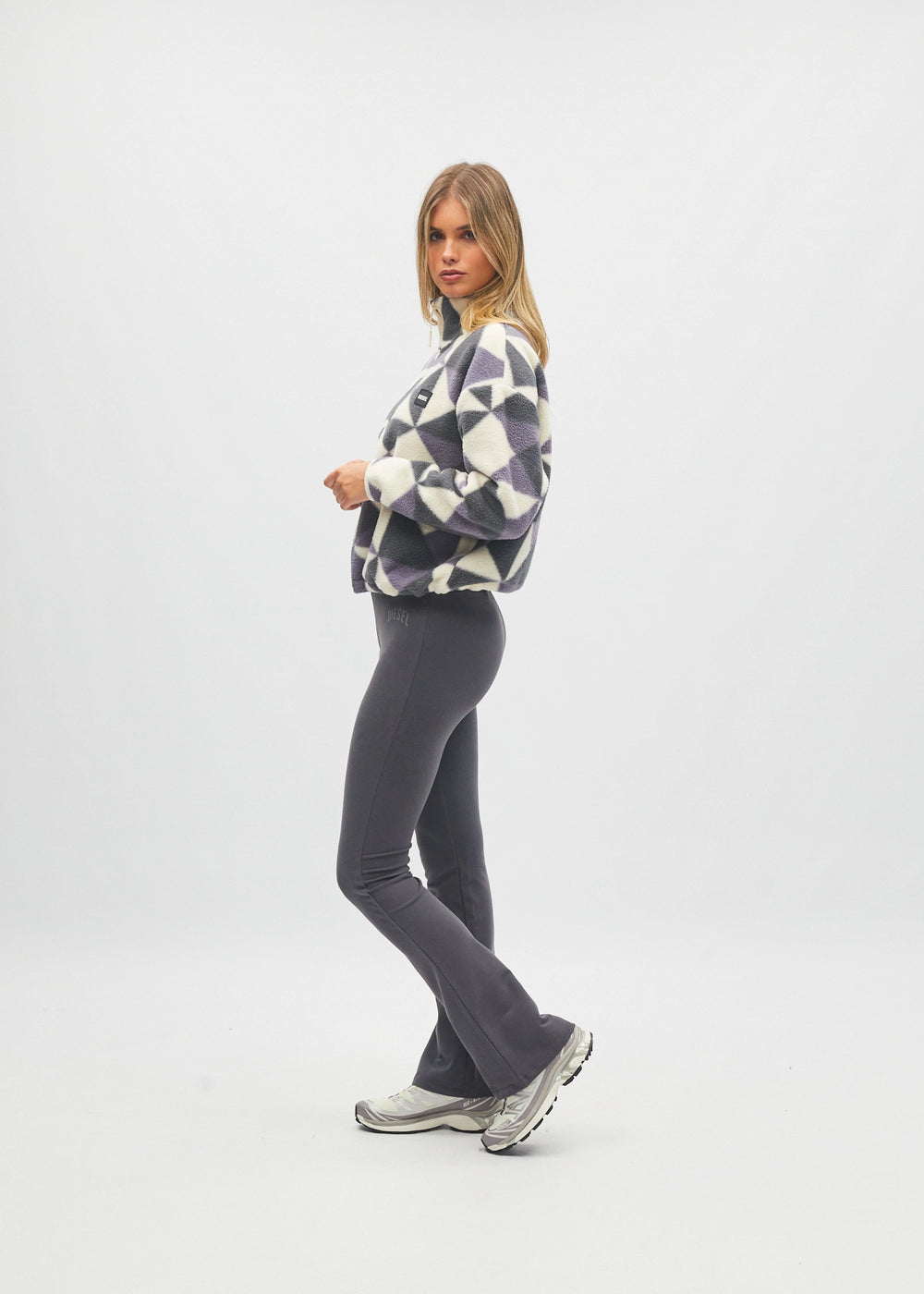 Connie Flare Pant Deep Charcoal