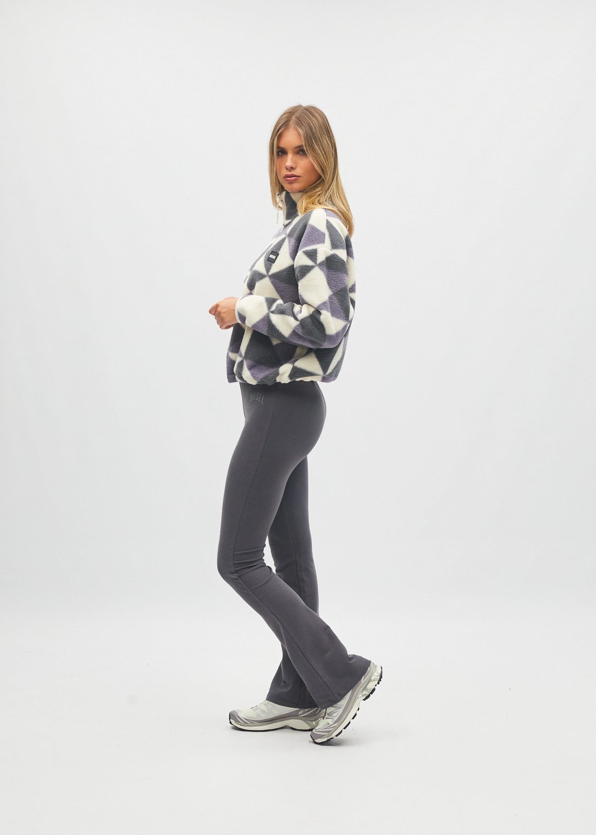 Connie Flare Pant Deep Charcoal