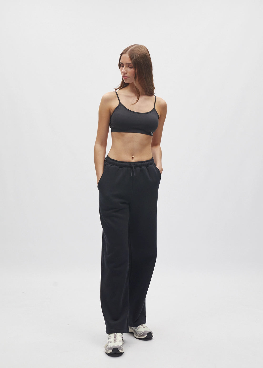 Kody Wide Leg Jogger Studio Black