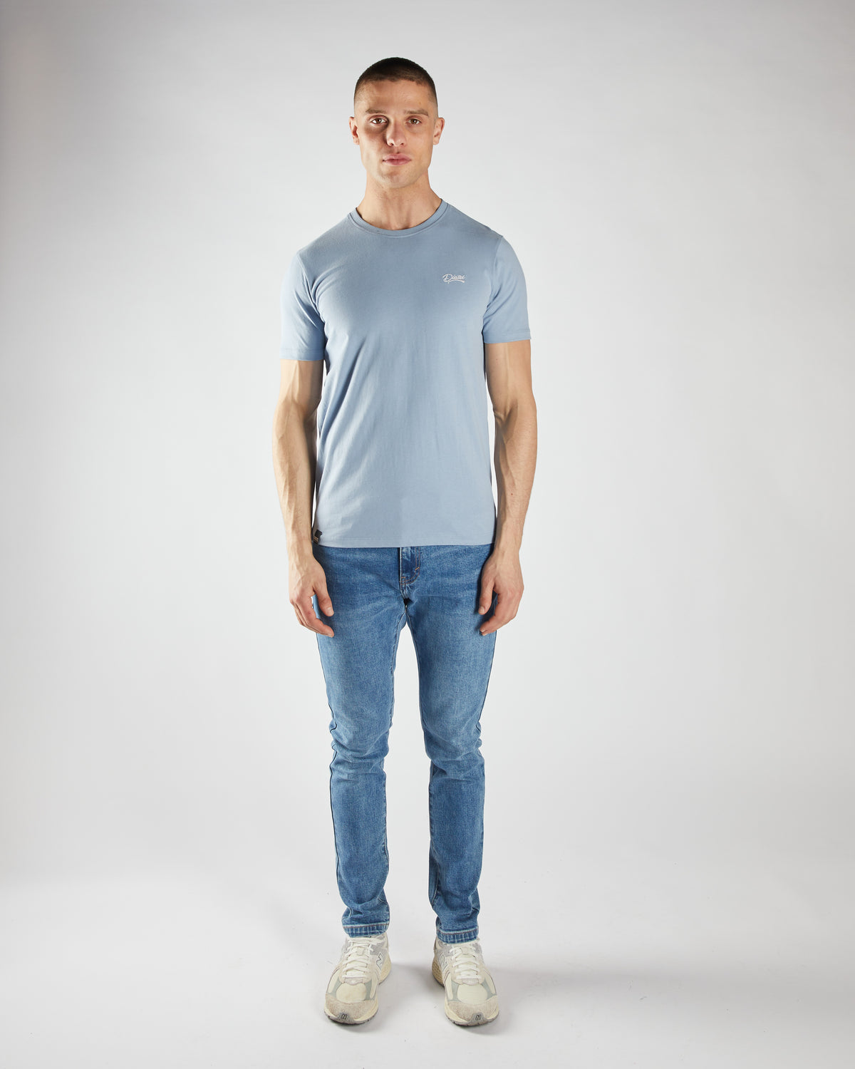 Basic Caden O Neck Tee Cielo Blue