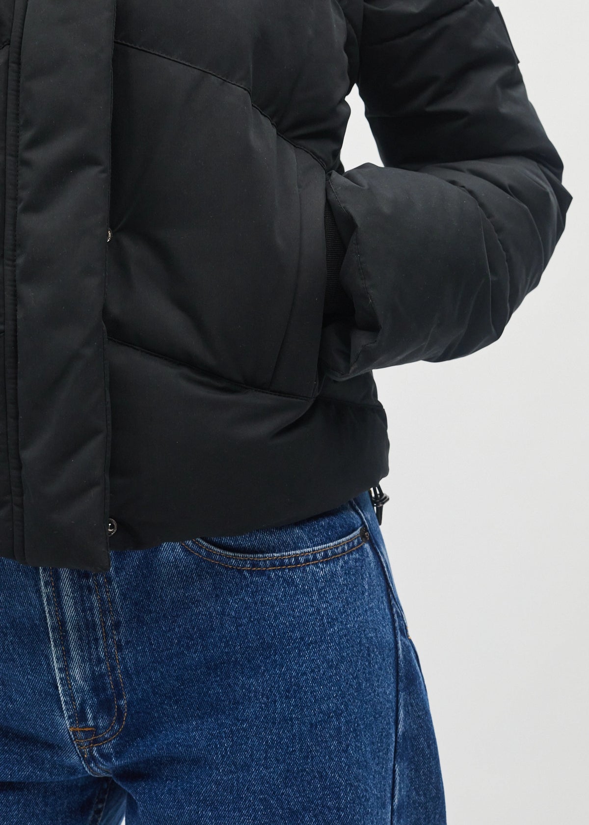 Roamer Jacket Studio Black