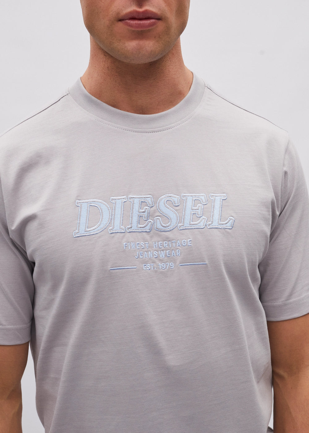 Chadwick Tee Alloy