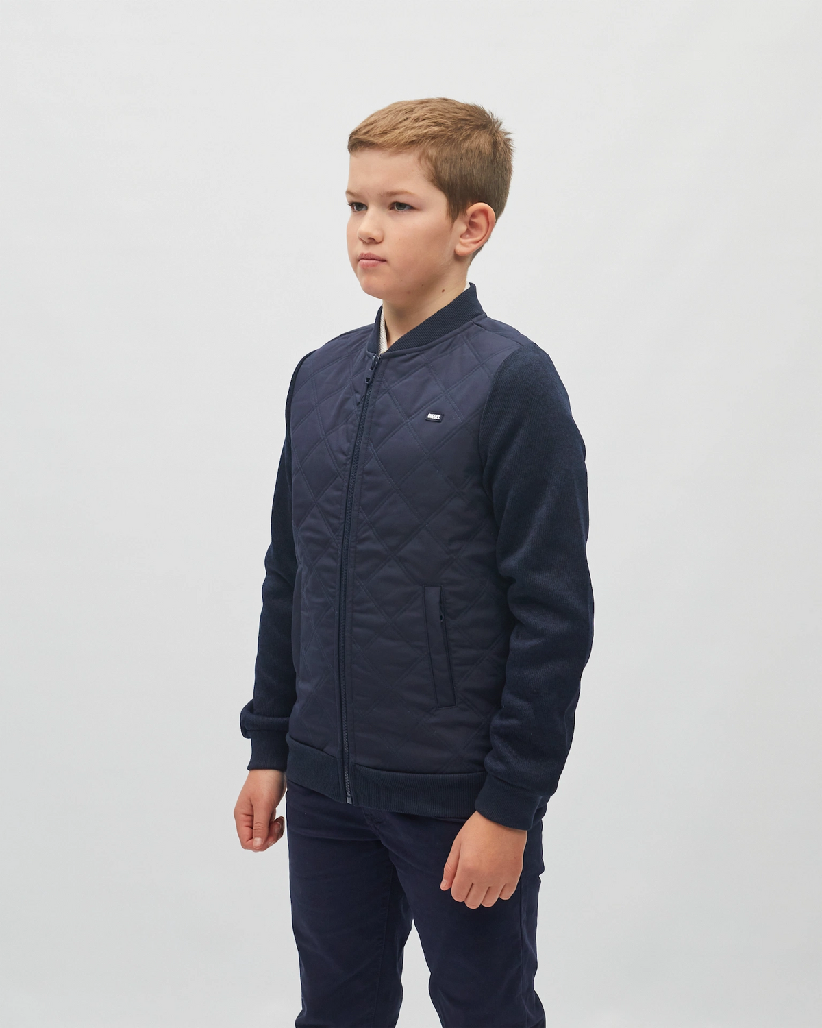 Charlie Hybrid Zip Through