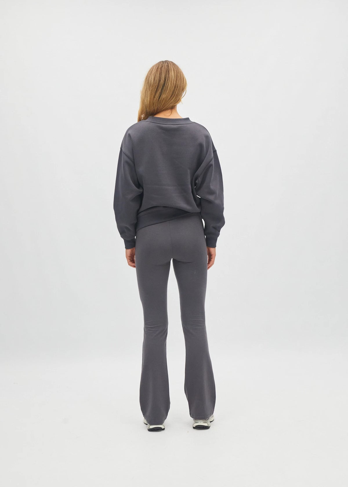 Charlize Sweatshirt Deep Charcoal