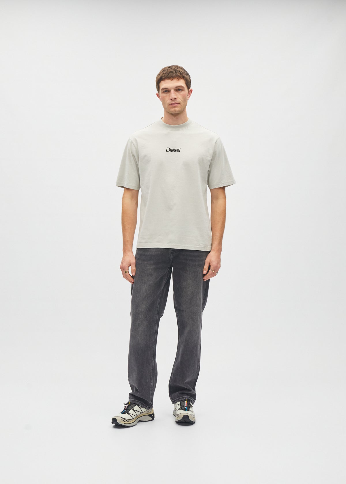 Axel Tee Bleached Grey