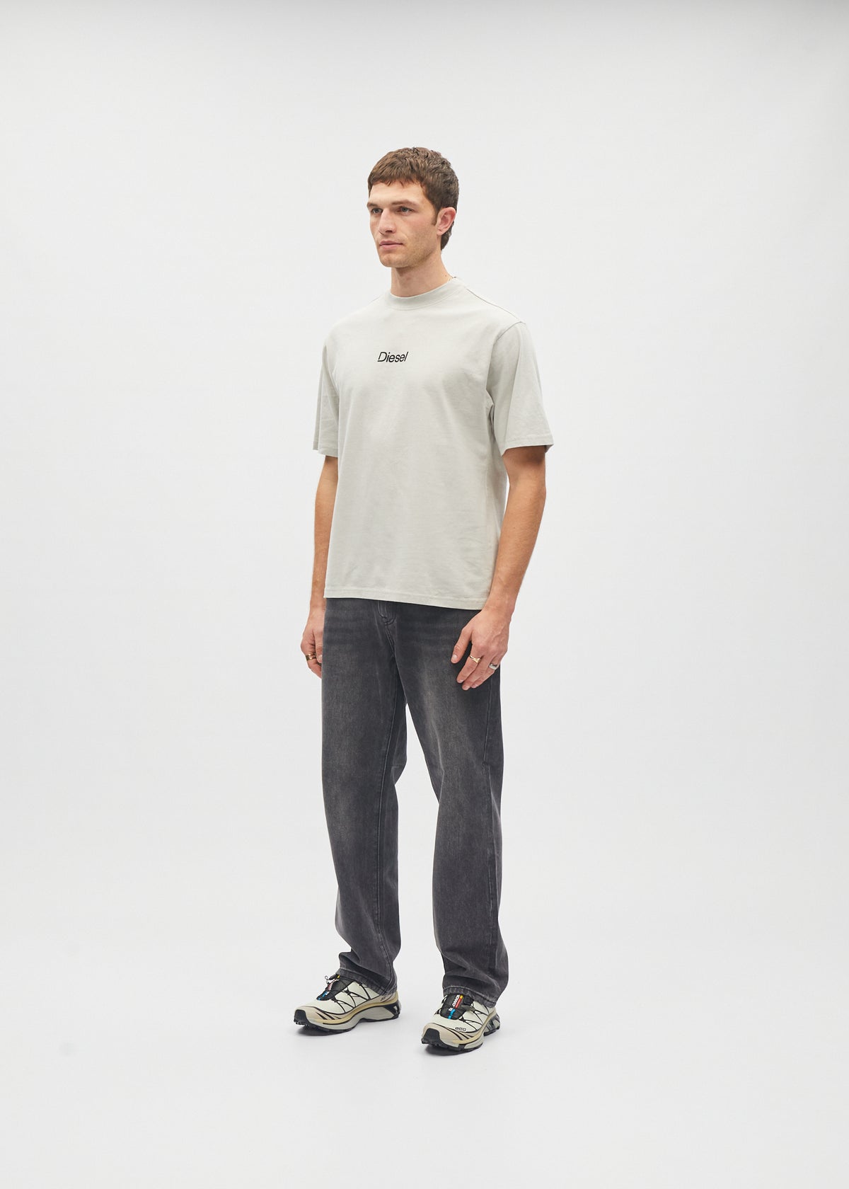 Axel Tee Bleached Grey