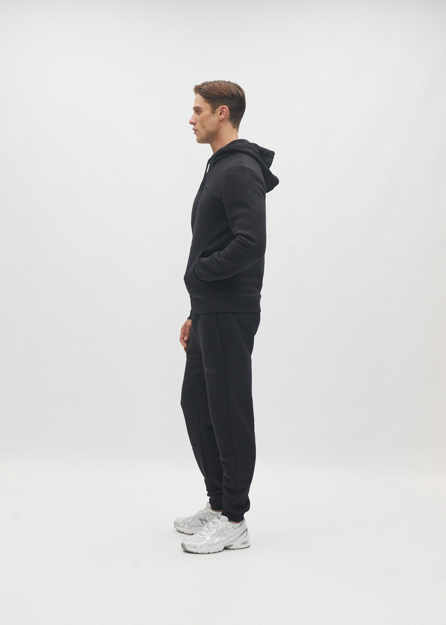Nolen Zipper New Black