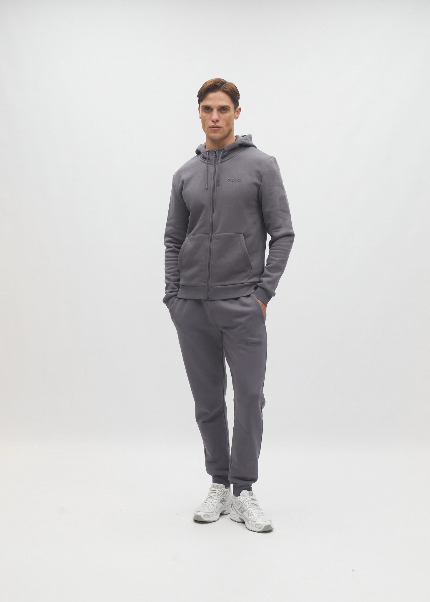 Nolen Zipper Carbon Slate