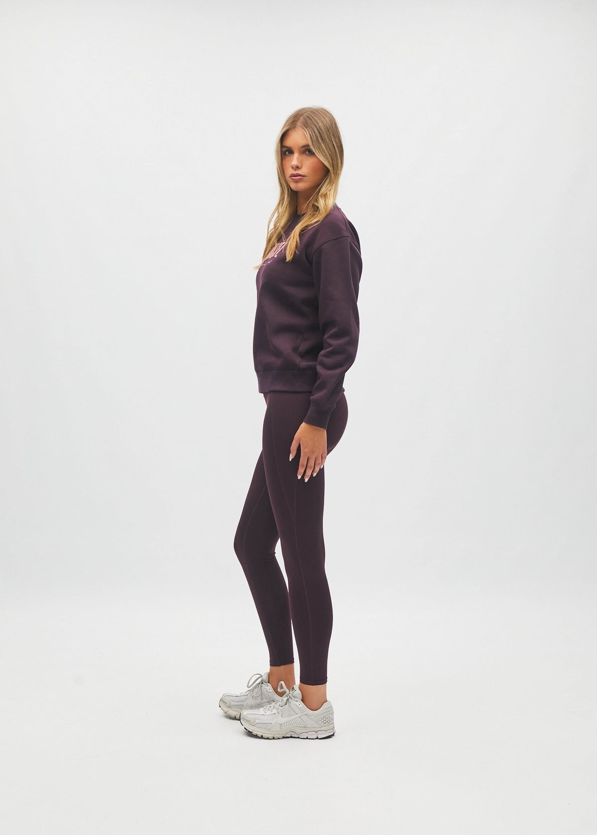 Cara Sweatshirt Berry Plum