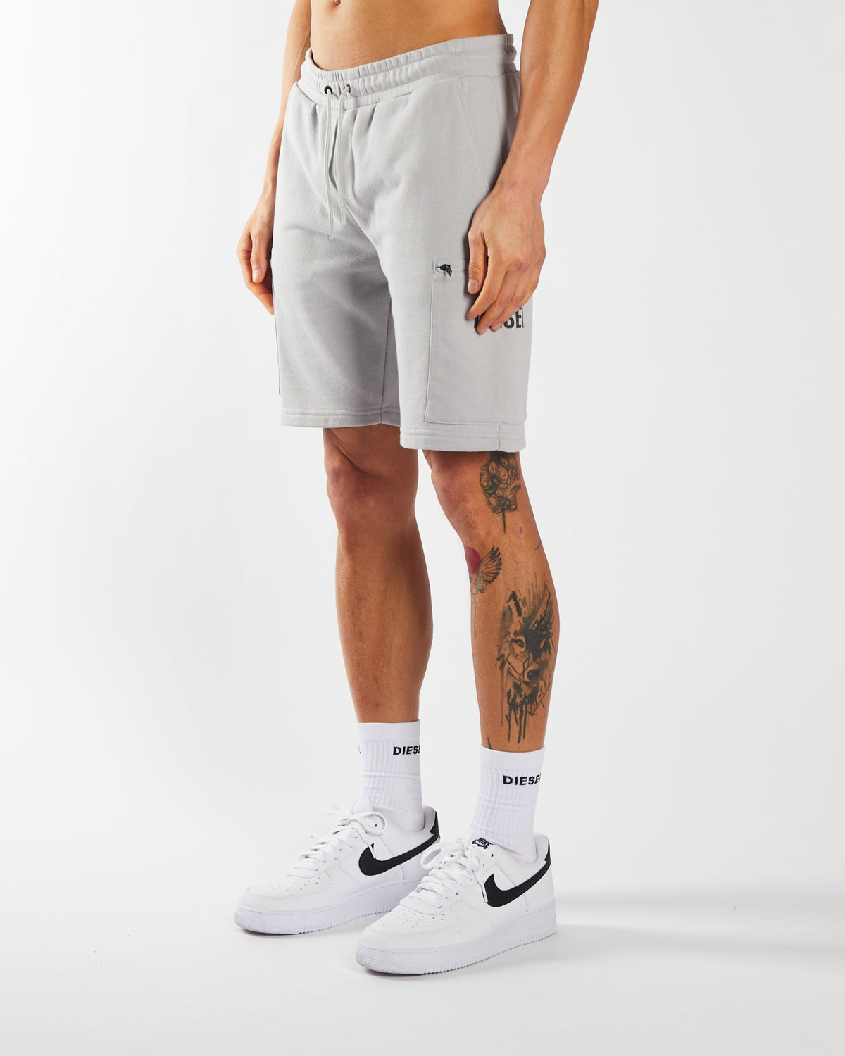 Ekram Short Distant Grey