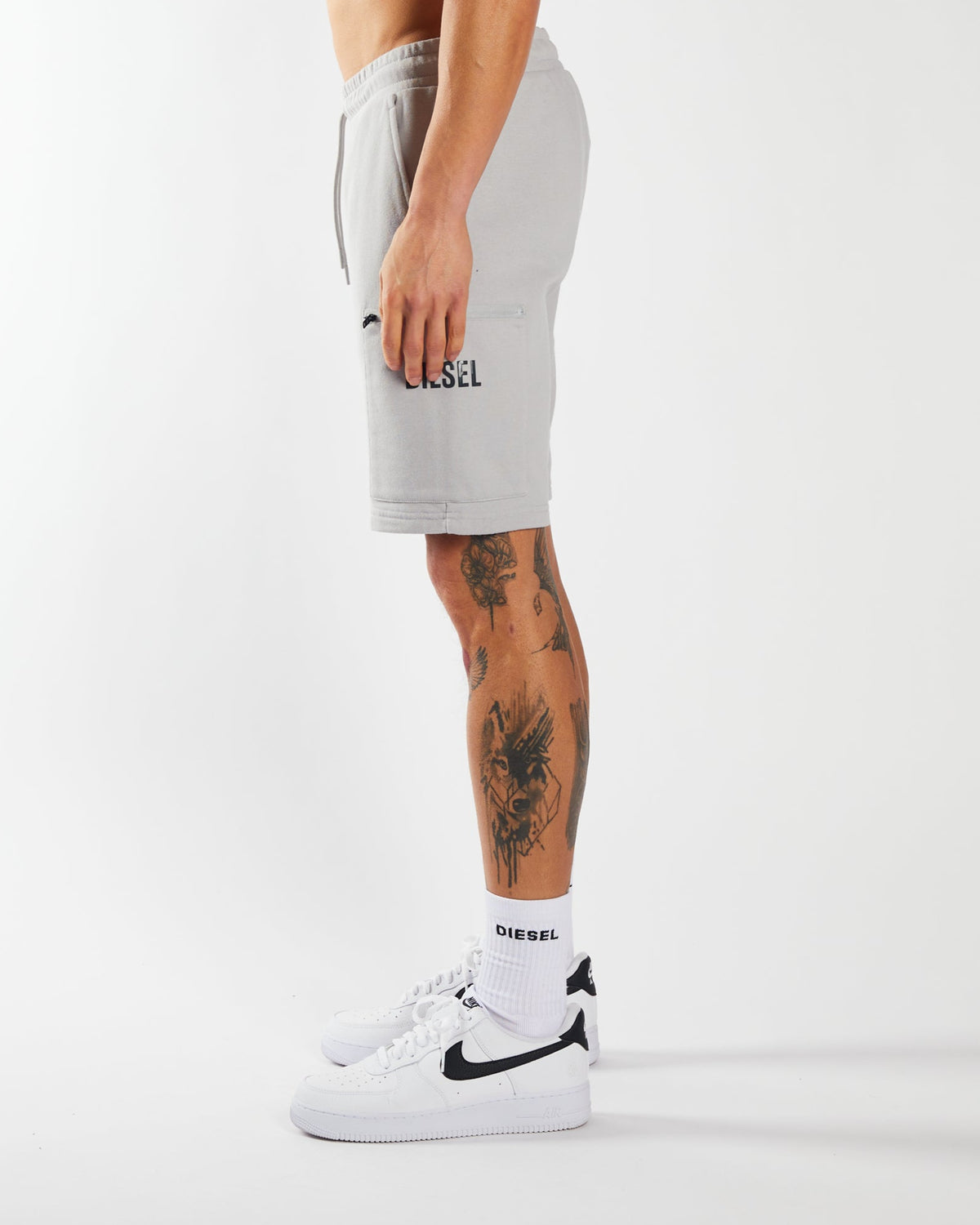 Ekram Short Distant Grey