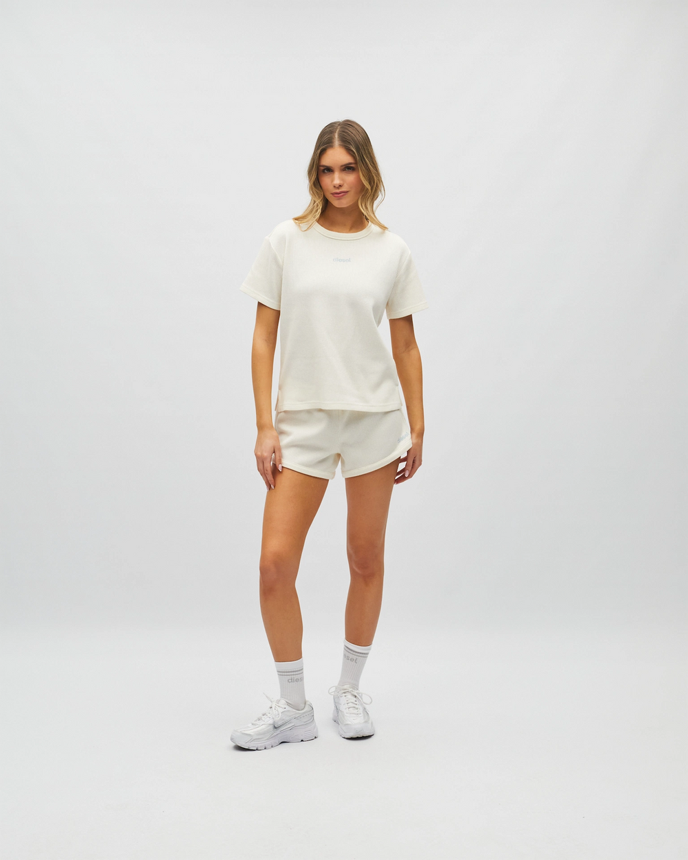 Everlee Tee Pearl Ivory