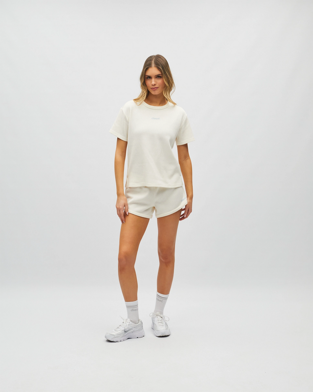 Everlee Tee Pearl Ivory