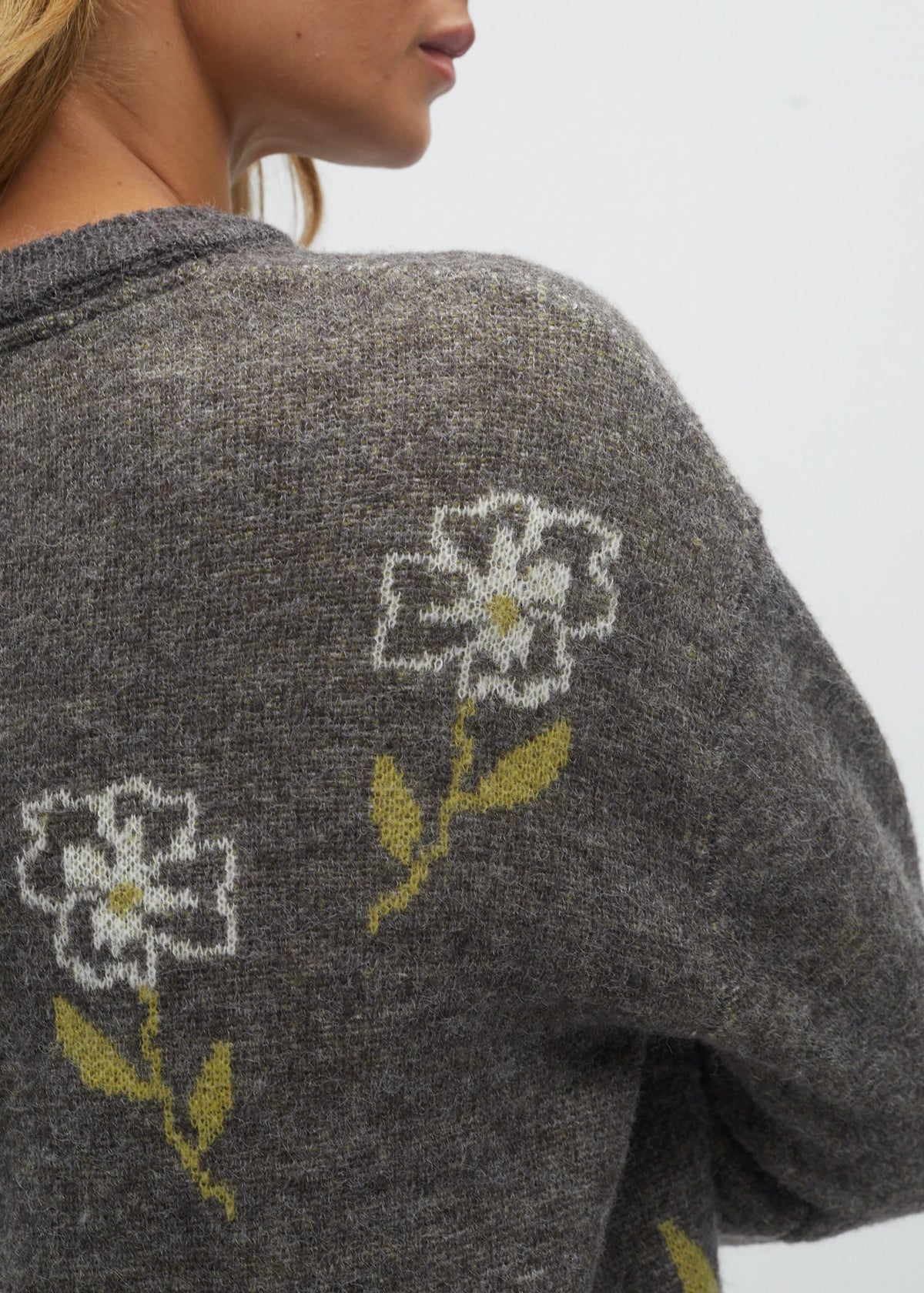 Galadriel Knit Grey Marl