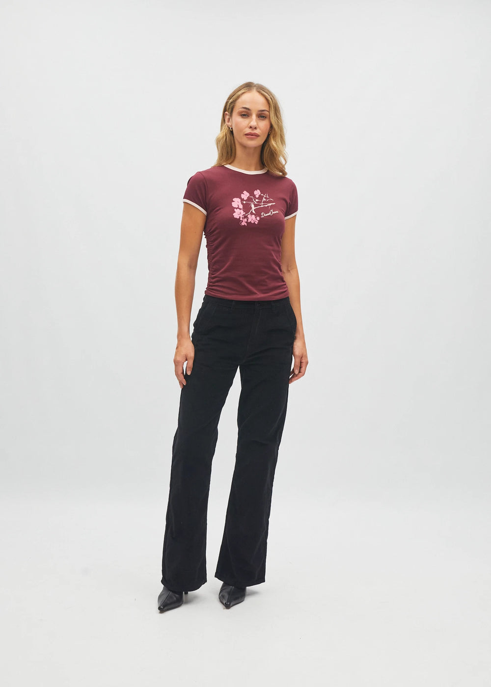 Garnet Tee Mulled Wine