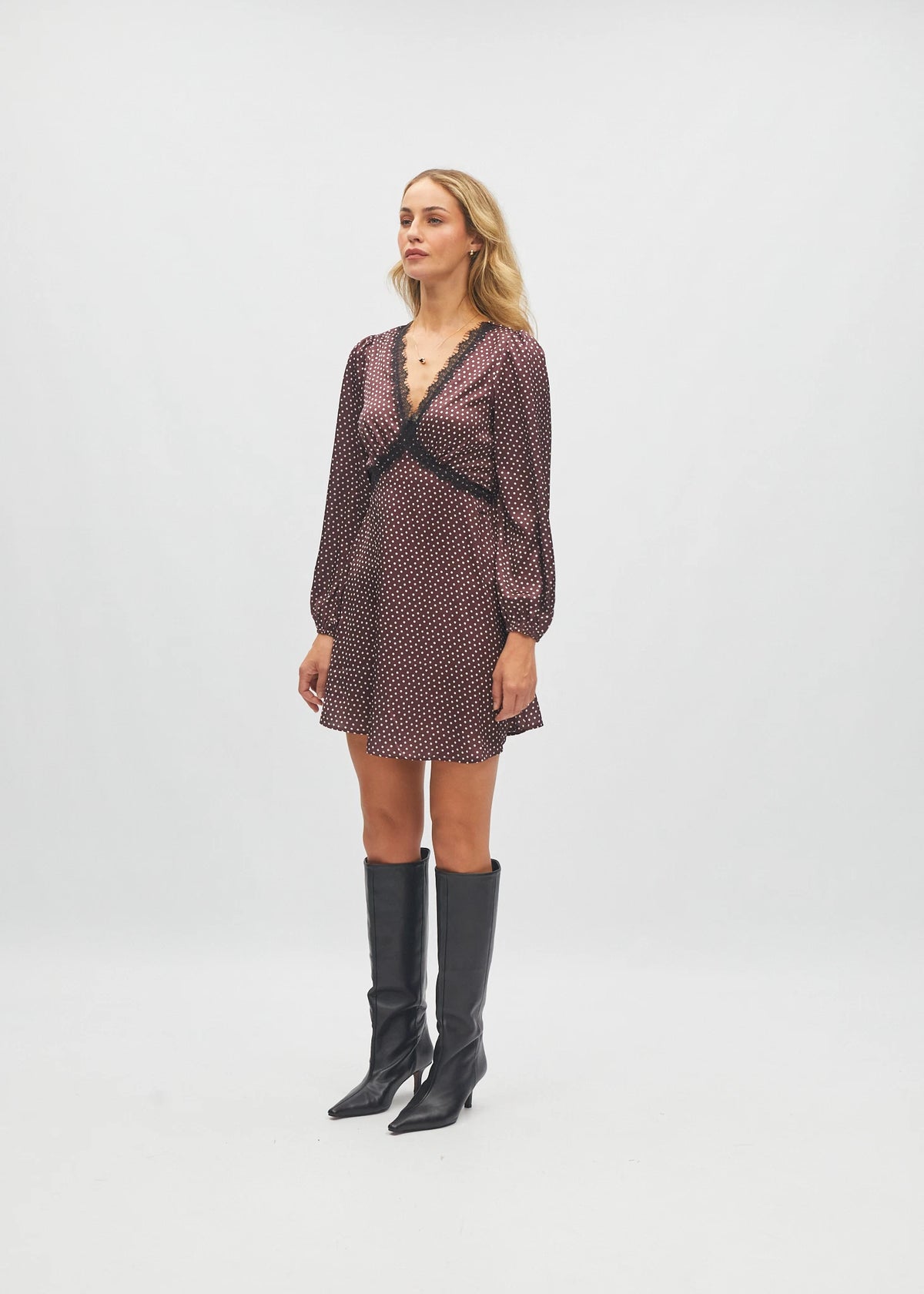 Geveva Dress Mulled Wine