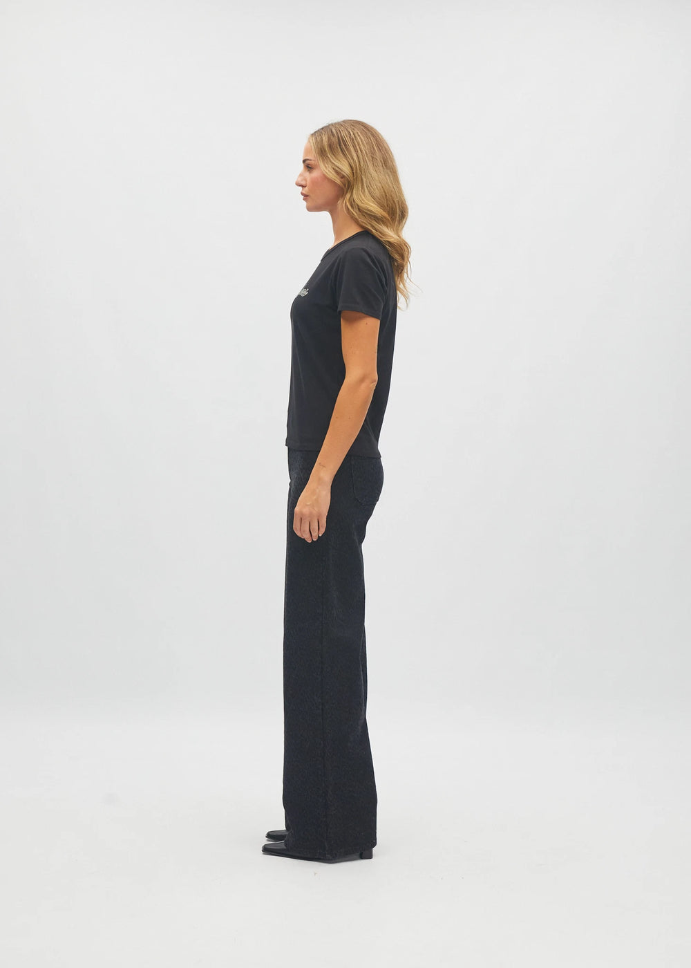Granada Tee Black