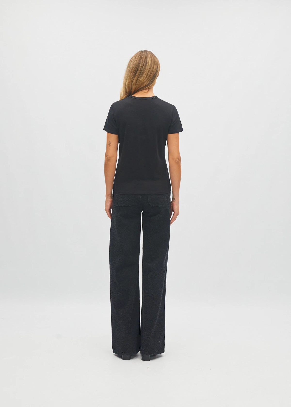 Granada Tee Black