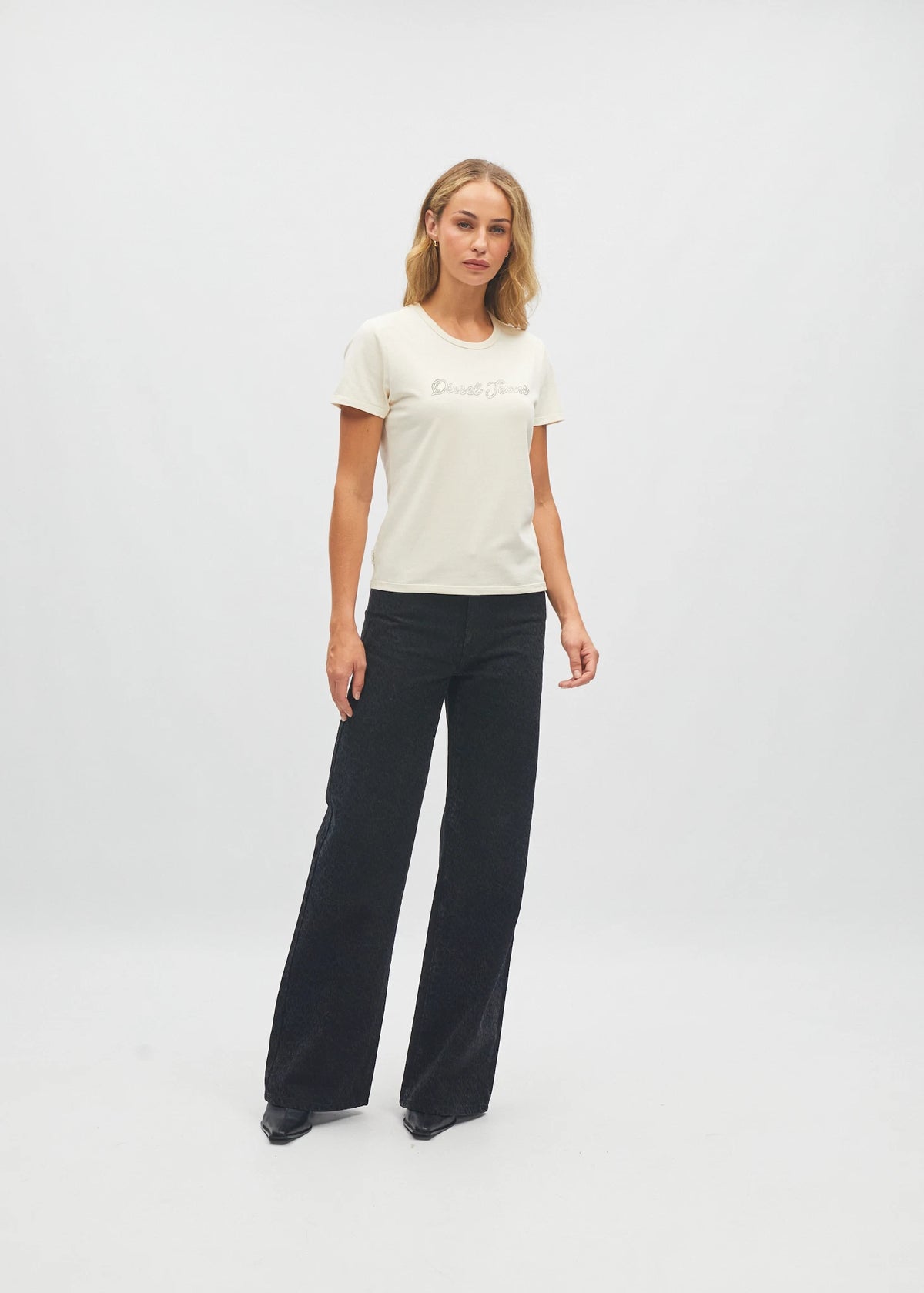 Granada Tee Dove White