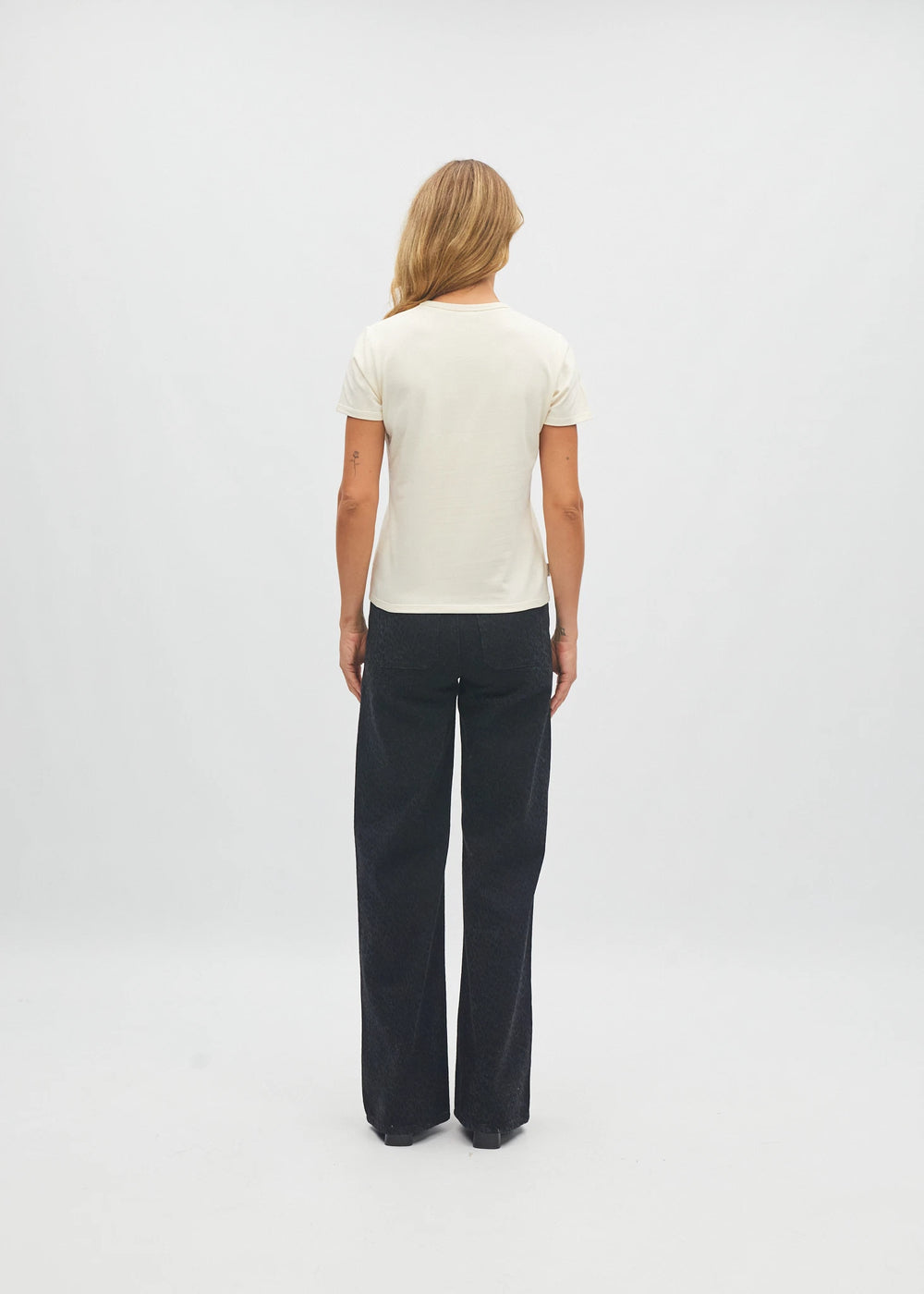 Granada Tee Dove White