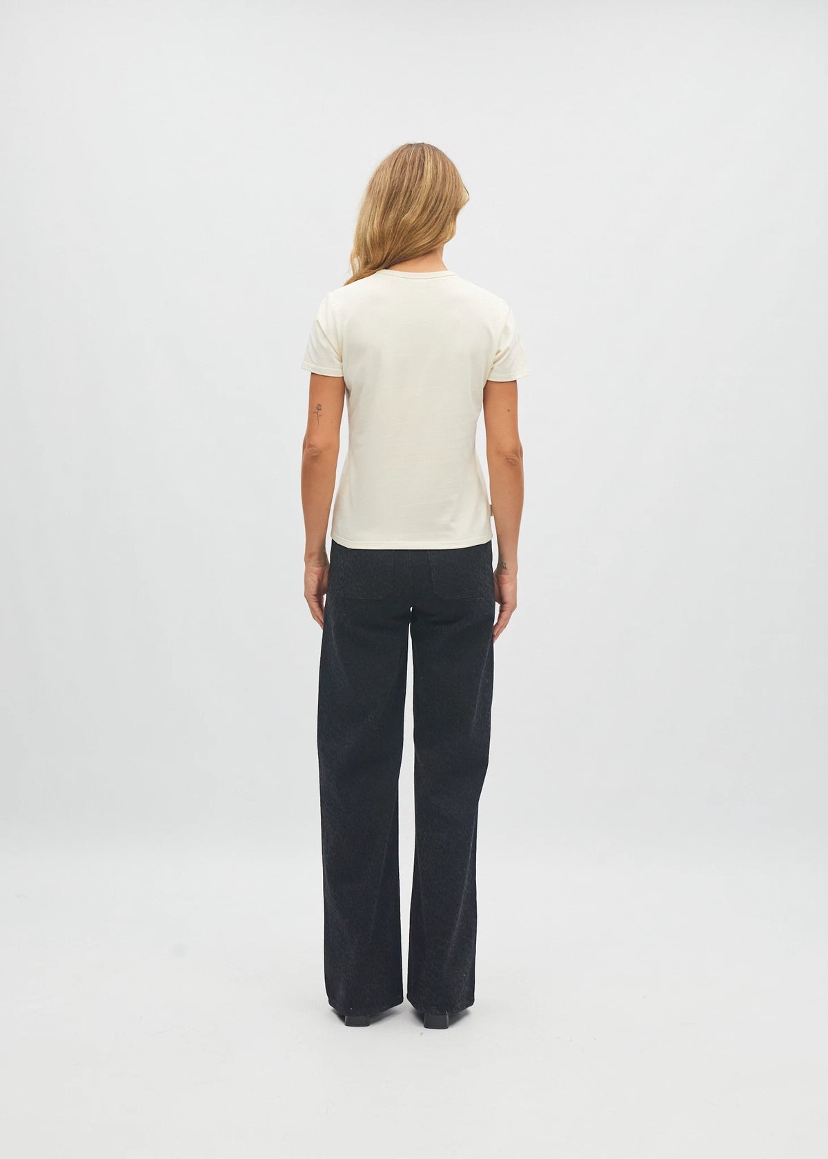 Granada Tee Dove White