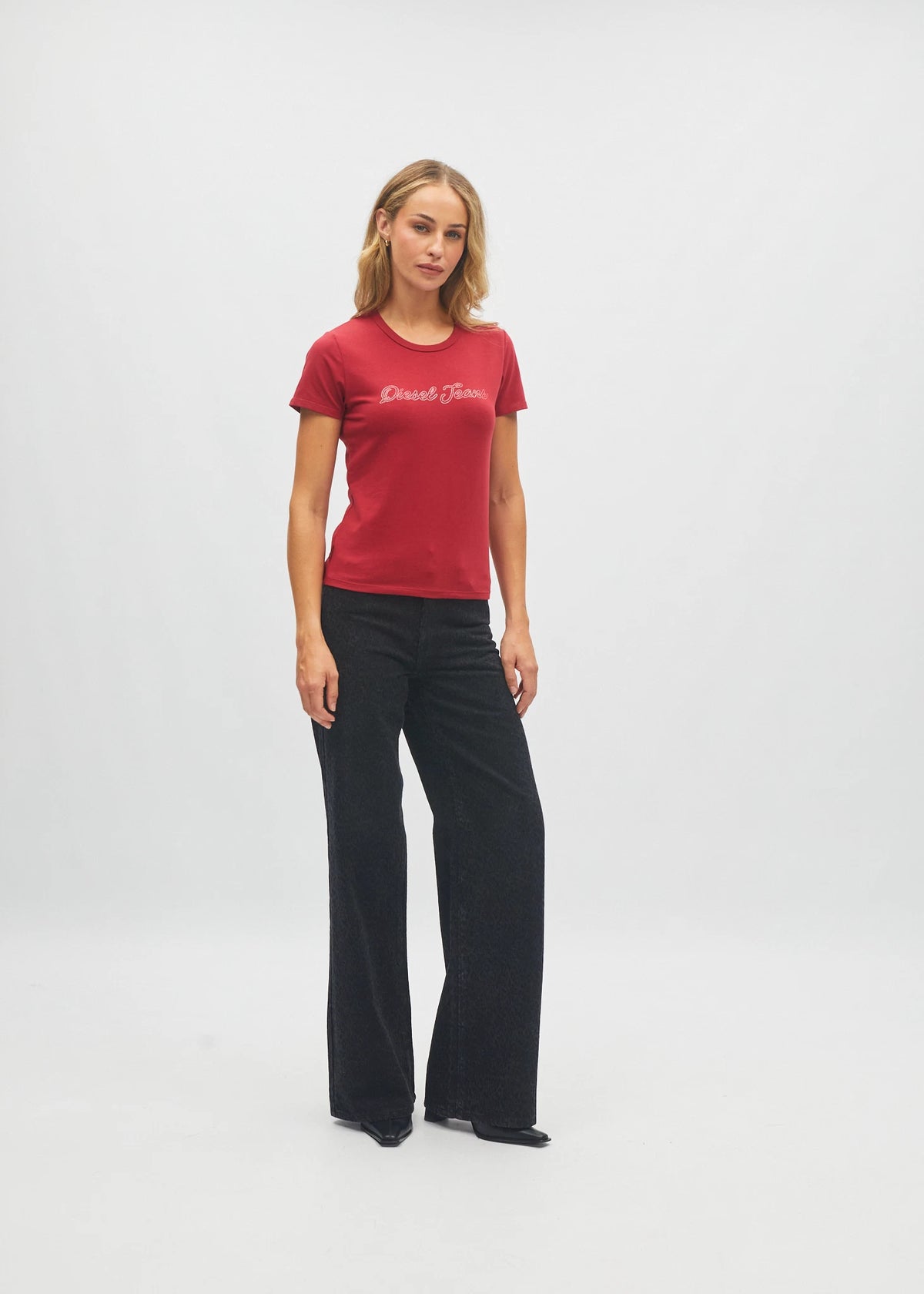 Granada Tee Solar Red
