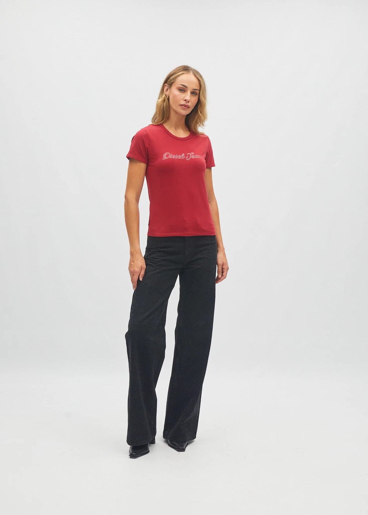 Granada Tee Solar Red