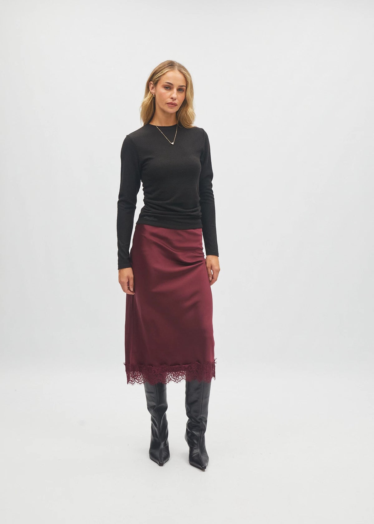 Gwyneth Skirt Mulled Wine