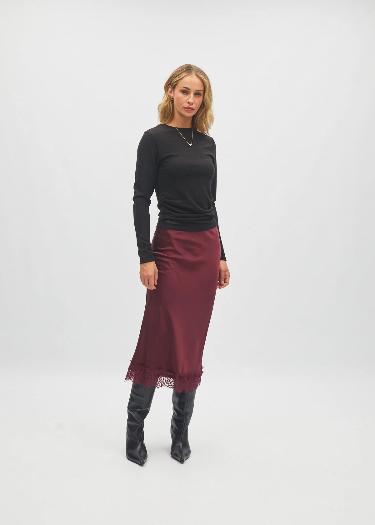 Gwyneth Skirt Mulled Wine