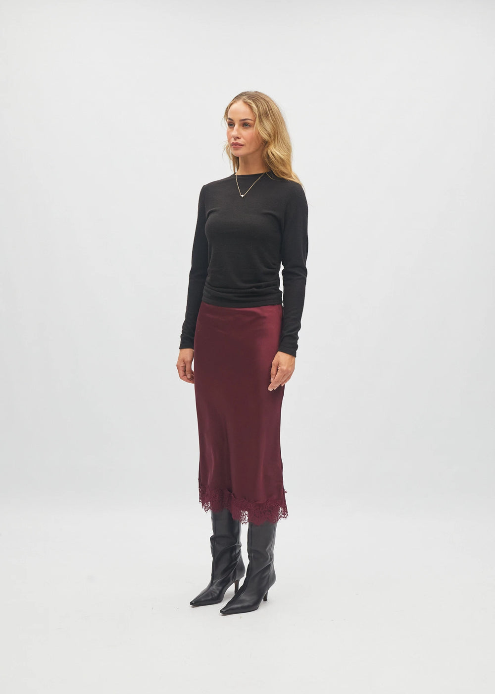 Gwyneth Skirt Mulled Wine