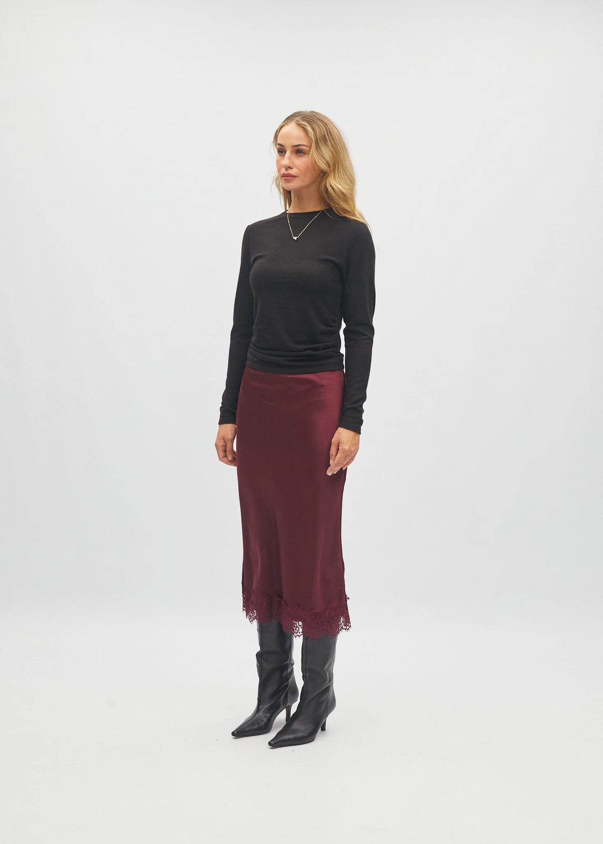 Gwyneth Skirt Mulled Wine