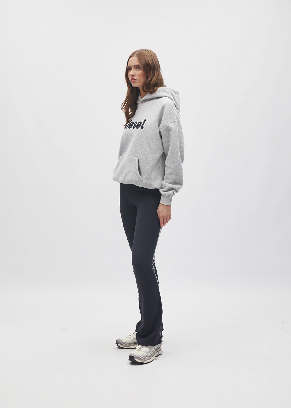 Nez Hood Dust Grey