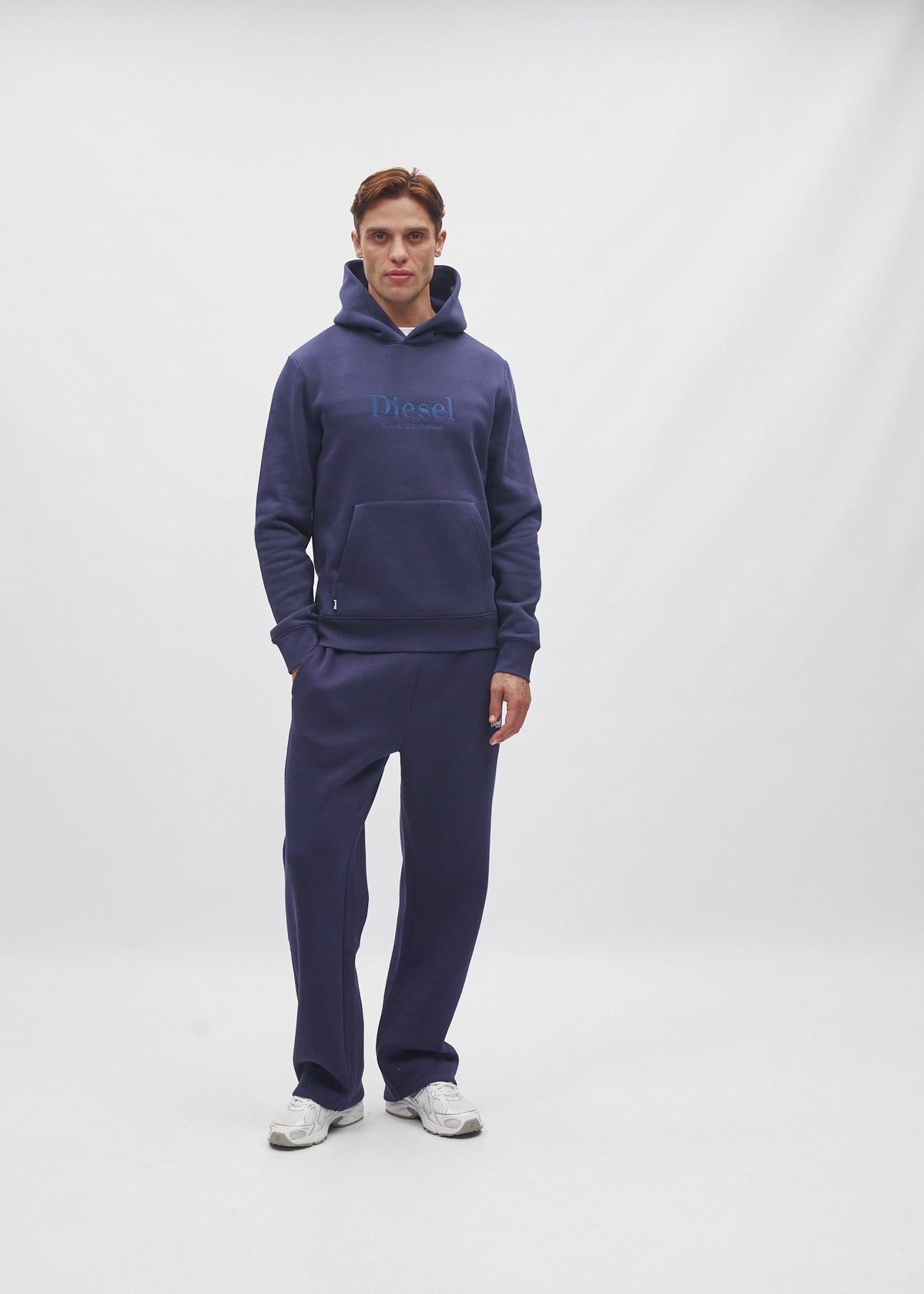 William Hoodie Navy