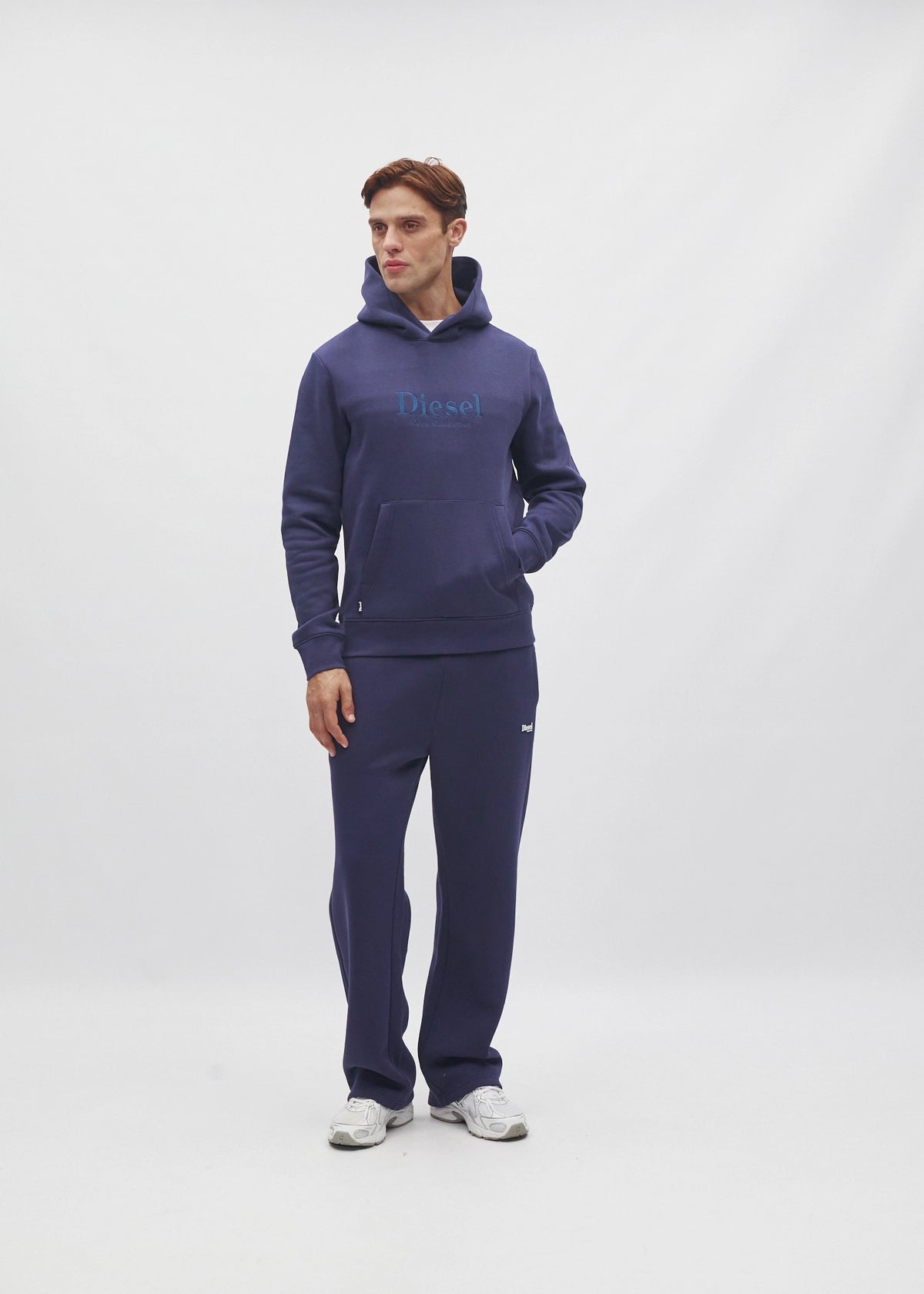William Hoodie Navy