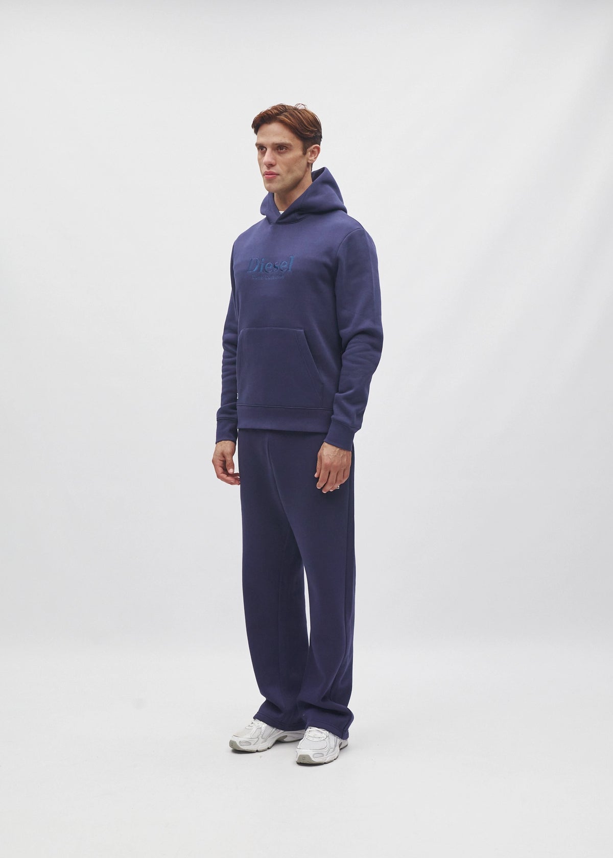 William Hoodie Navy