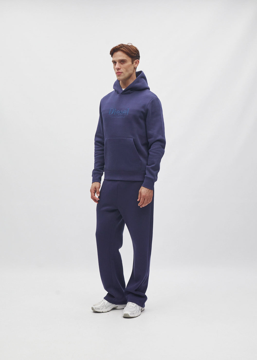 William Hoodie Navy