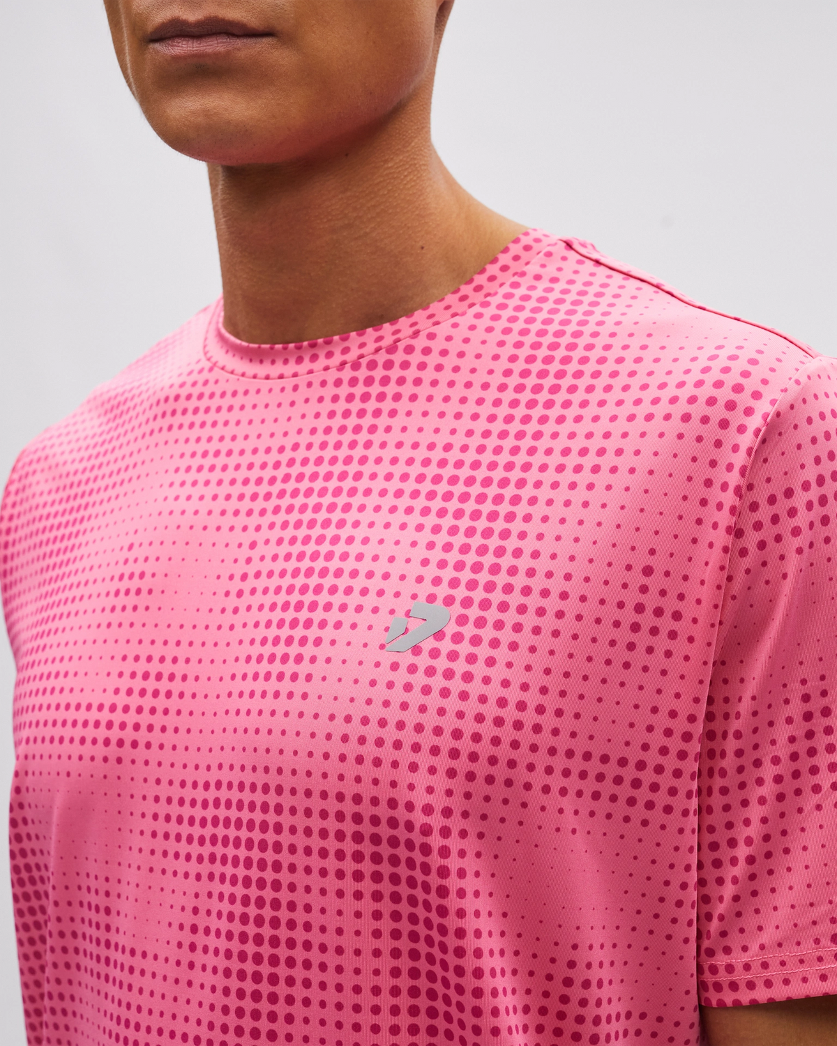 Hiro Tee Vivid Pink