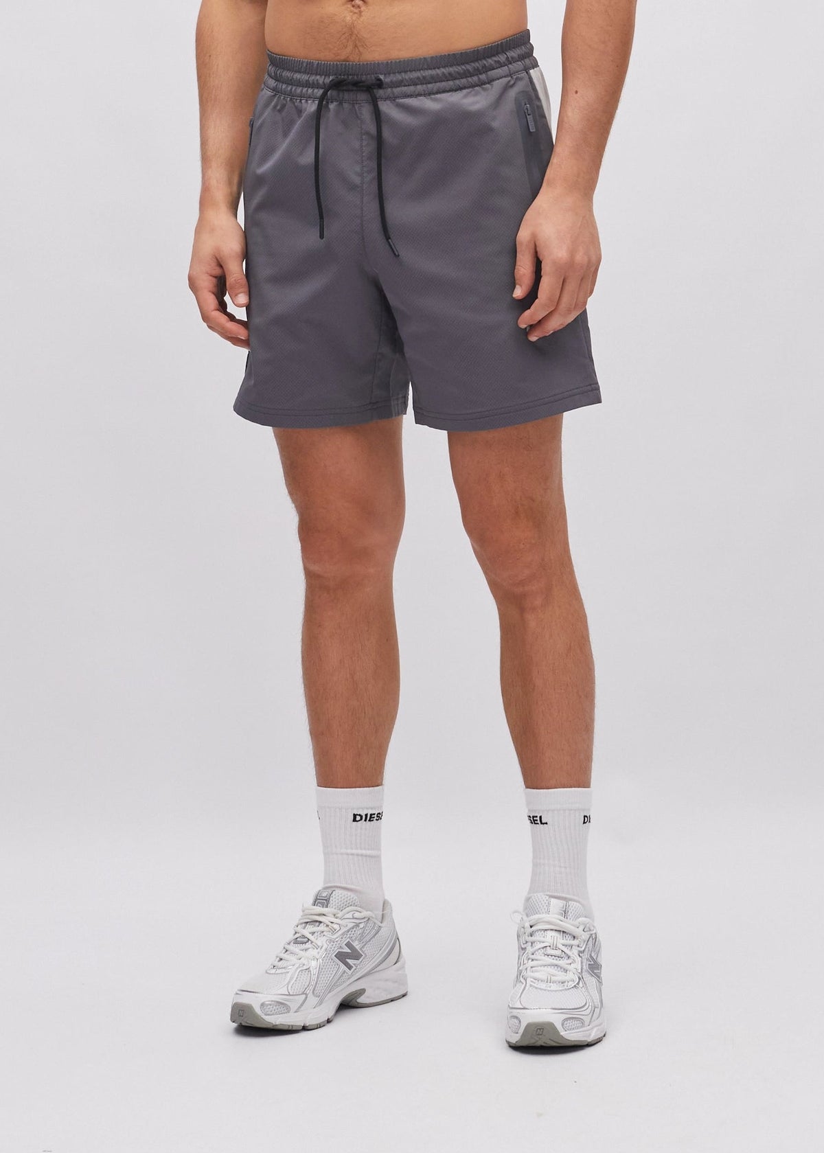 Hunter Short Dark Graphite