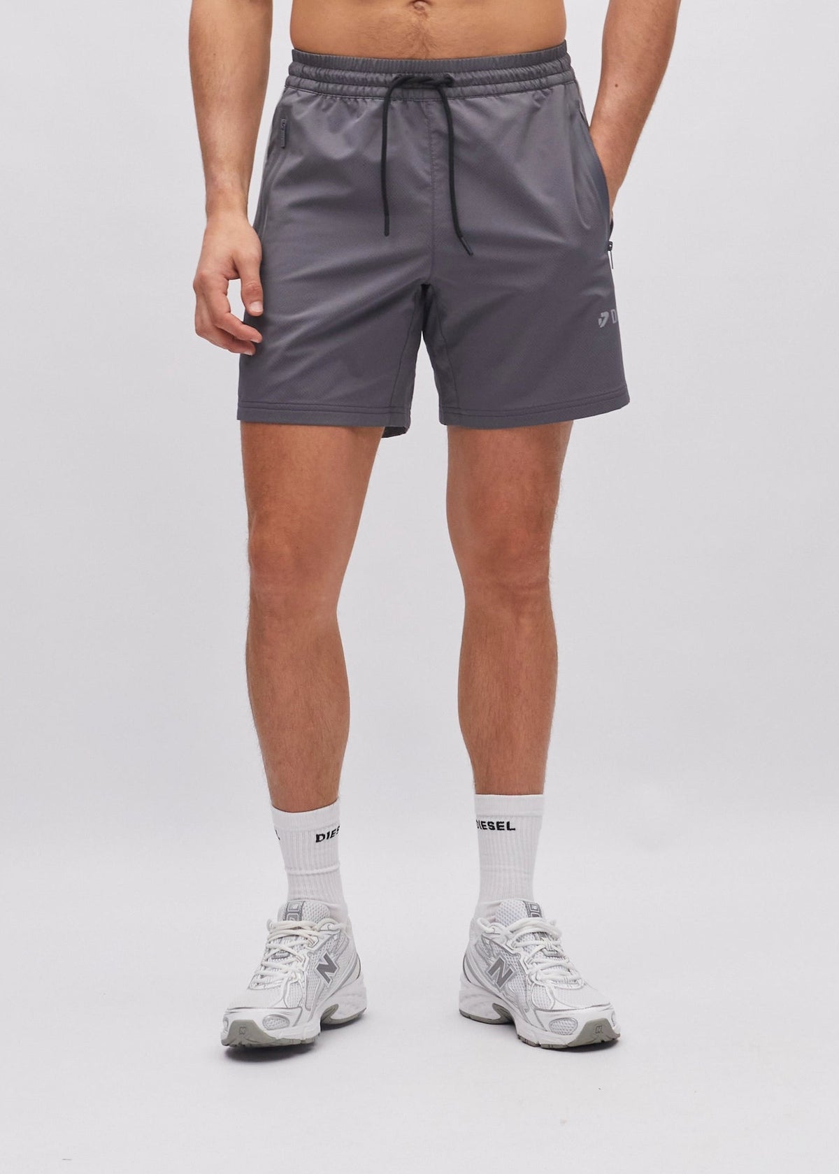 Hunter Short Dark Graphite