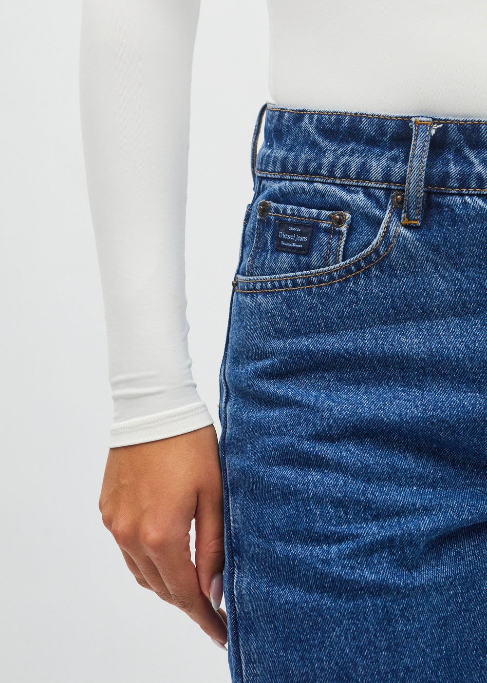 Yvette Barrel Fit Dark Blue