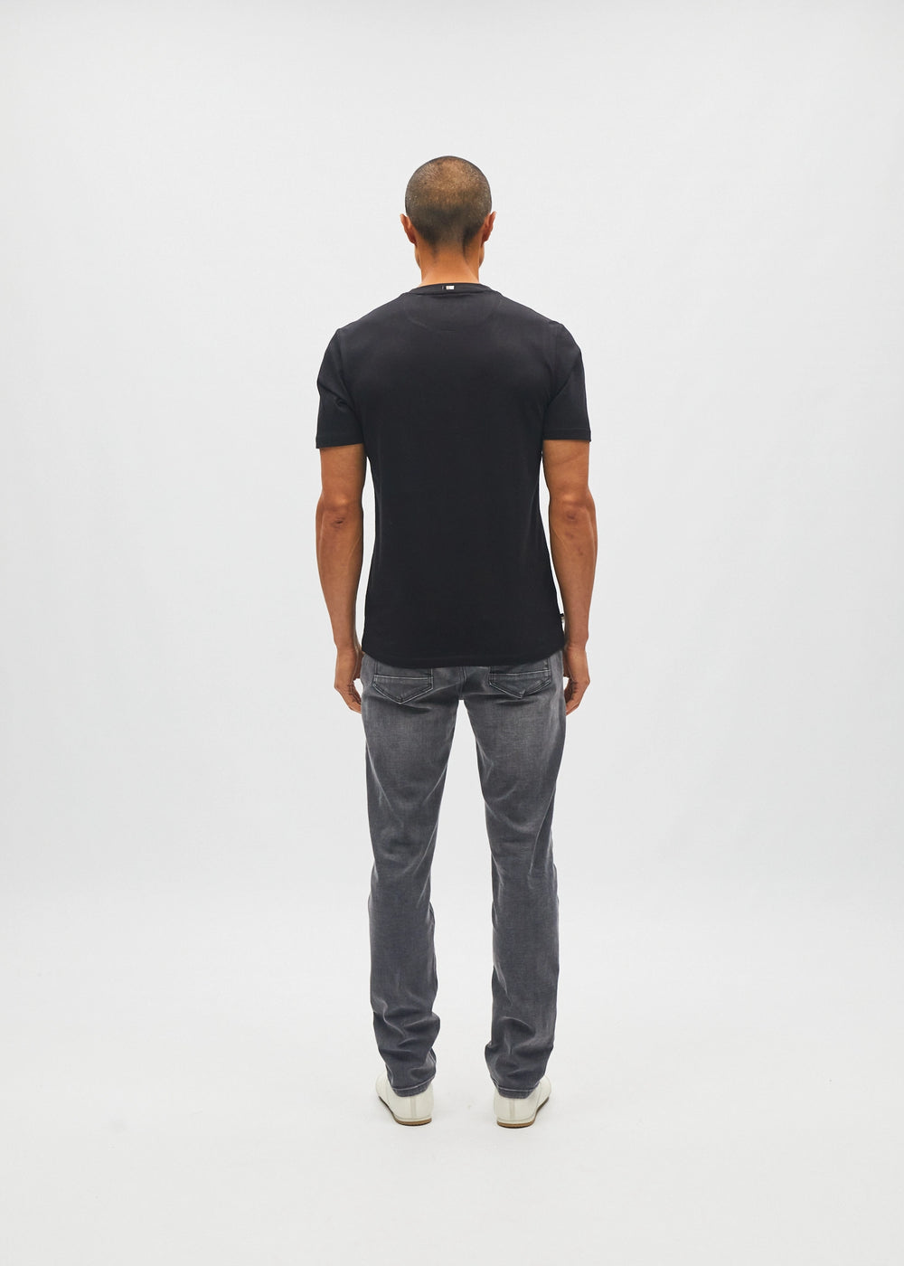 Jeremy Tee Black Tar