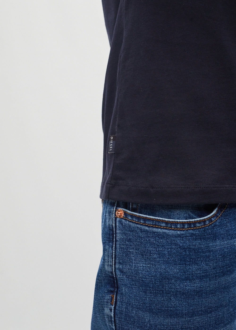 Jin Tee Metro Navy