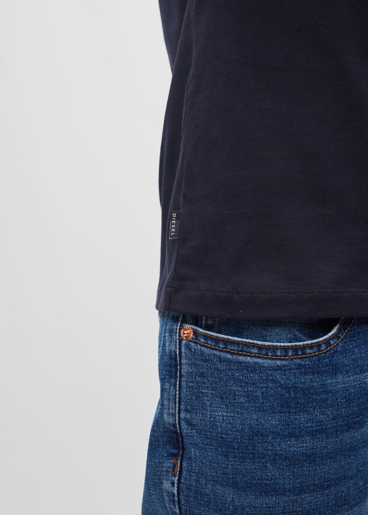 Jin Tee Metro Navy