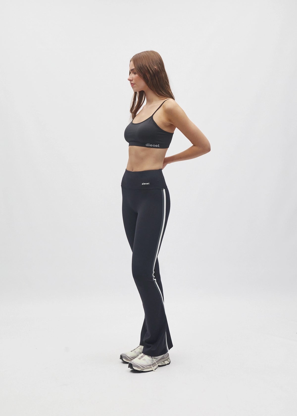 Neve Flare Pant Studio Black
