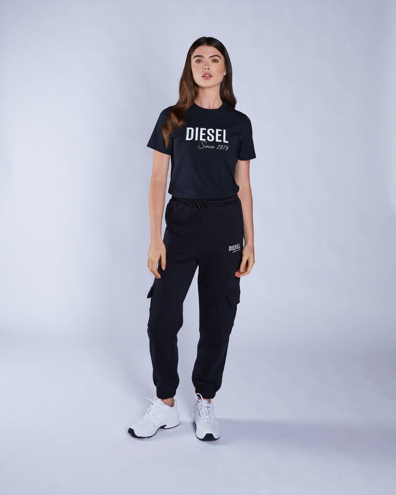 Lynn Tee Pitch Black