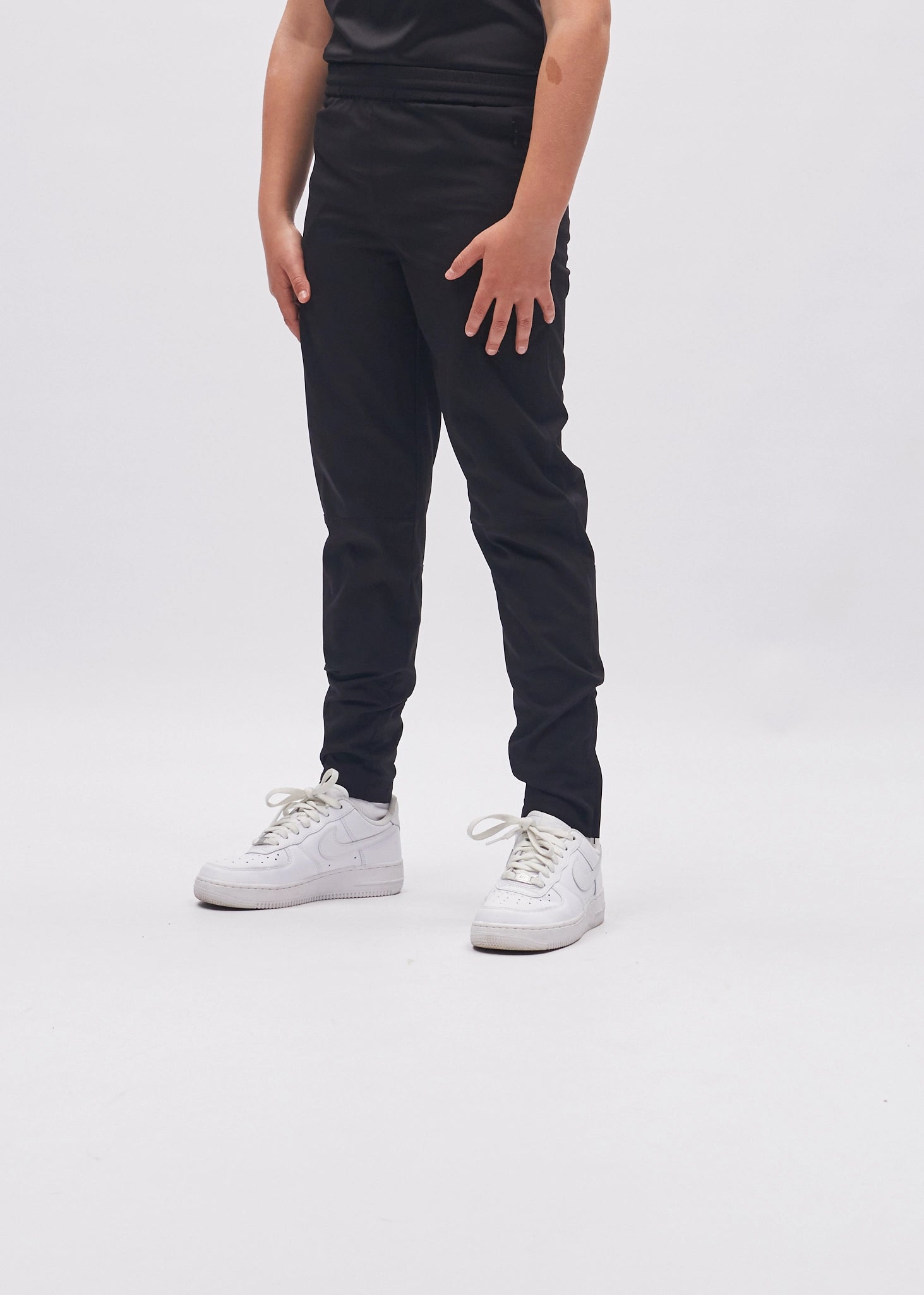 MIKE TRACKPANT BLACK